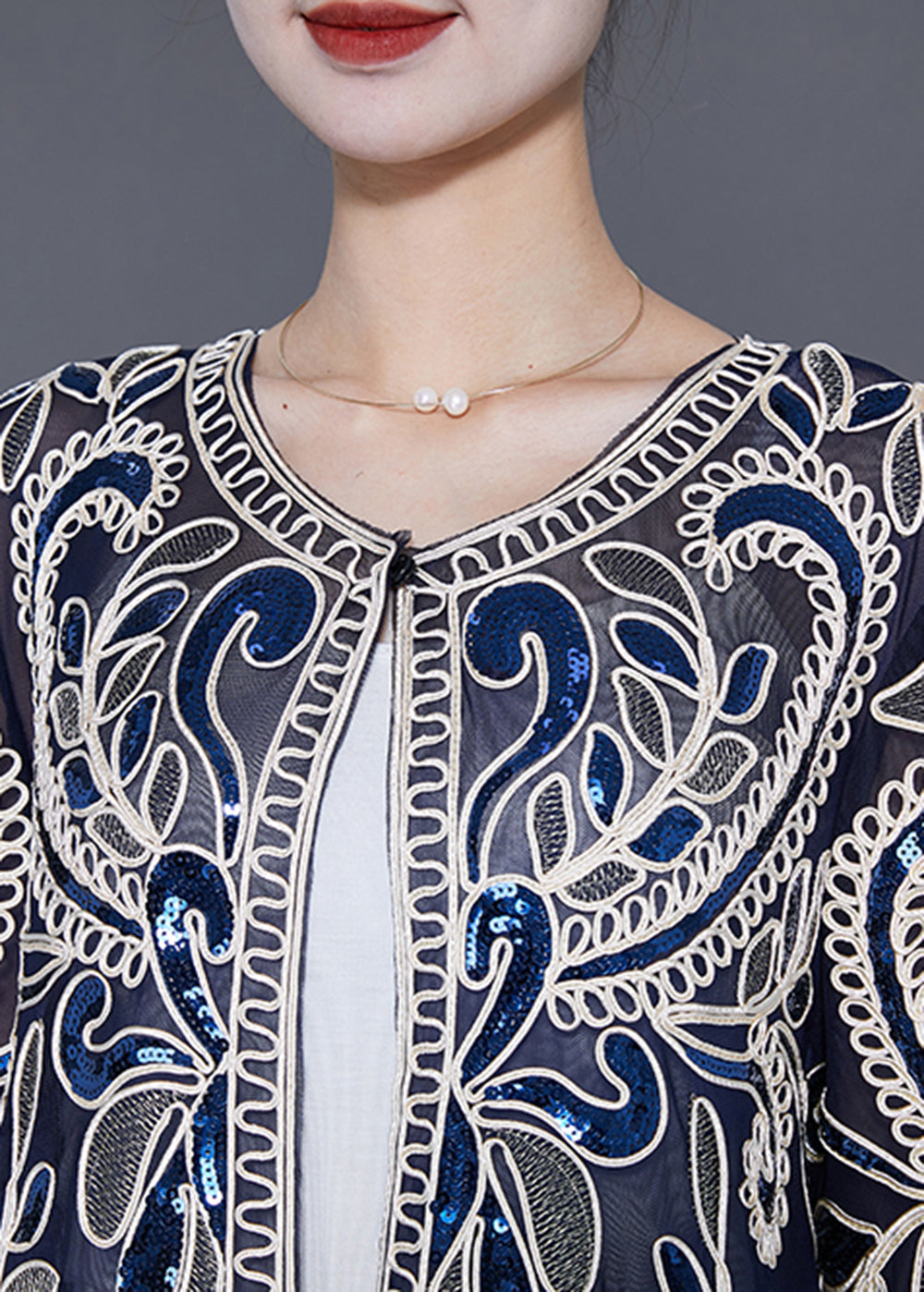 Effortlessly Elegant Cardigan with a Timeless Design