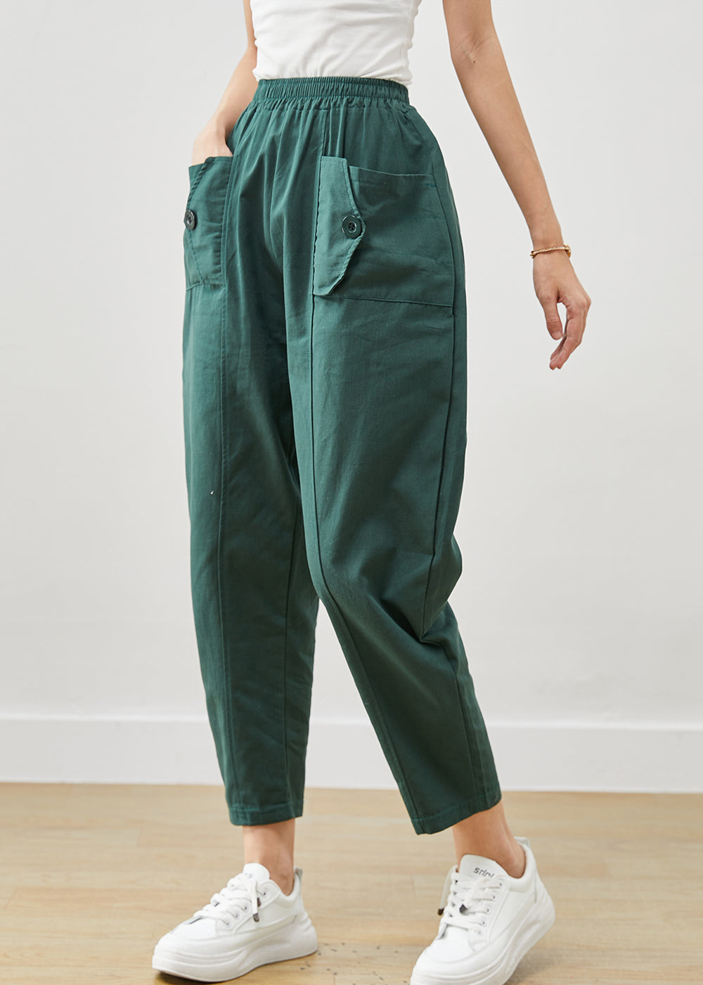 Polished Pants with an Effortless Classic Look