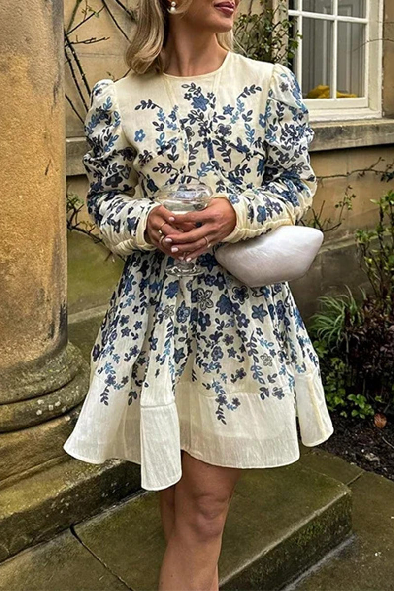 Beautifully Crafted Dress in a Classic Style