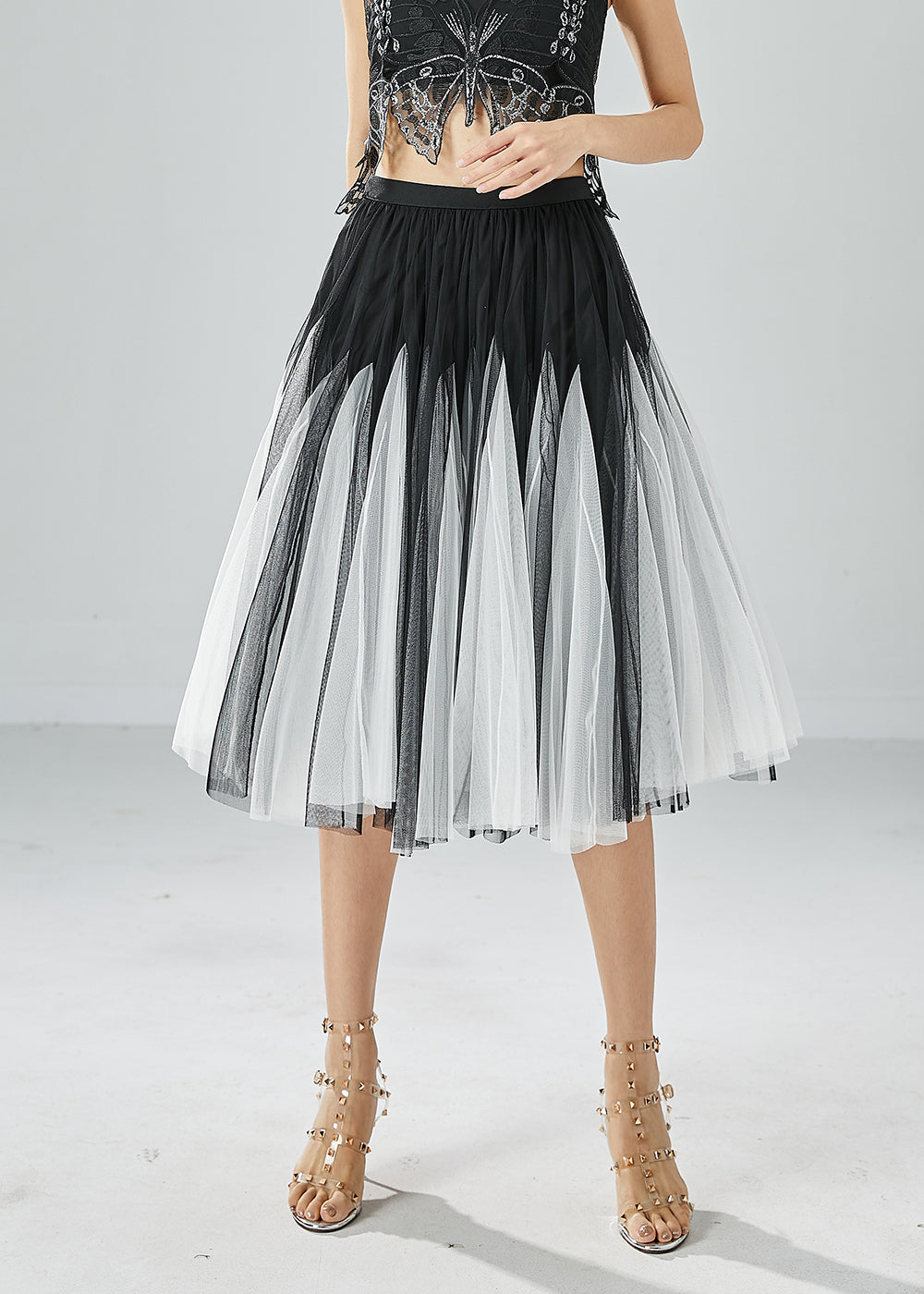 Beautifully Finished Garment in a Timeless Design