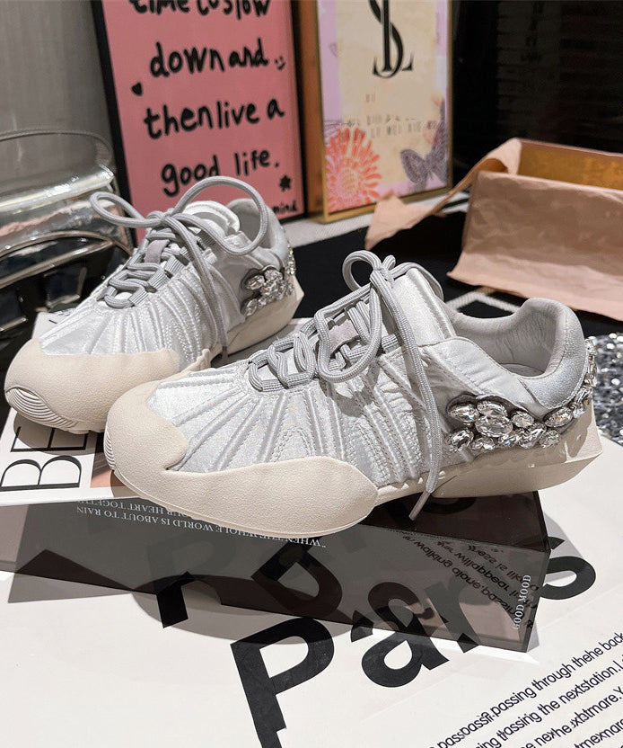 Graceful Orthopedic Shoes for Modern Look