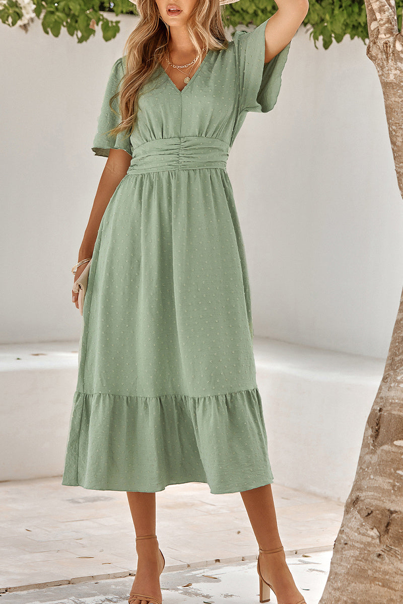 Beautifully Crafted Dress in a Classic Style