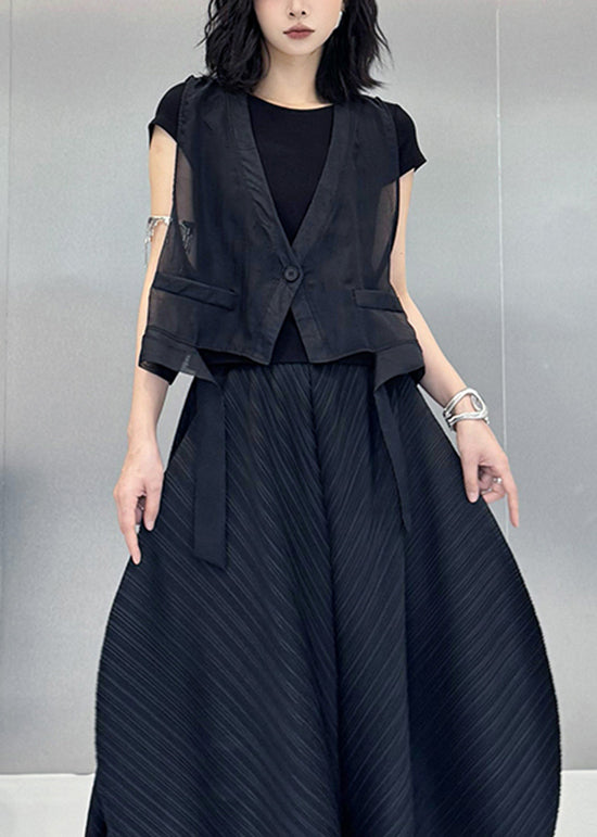 A Vintage Style Top with Delicate Timeless Details