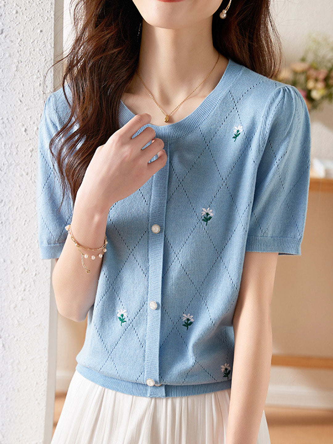 Beautifully Crafted Top in a Classic Style