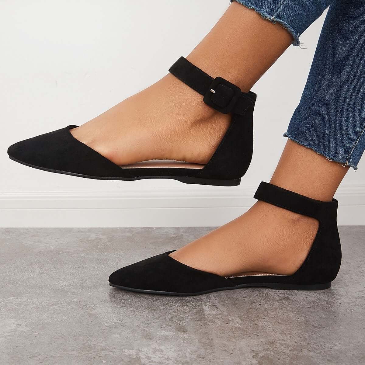 Graceful Orthopedic Flats for Modern Look