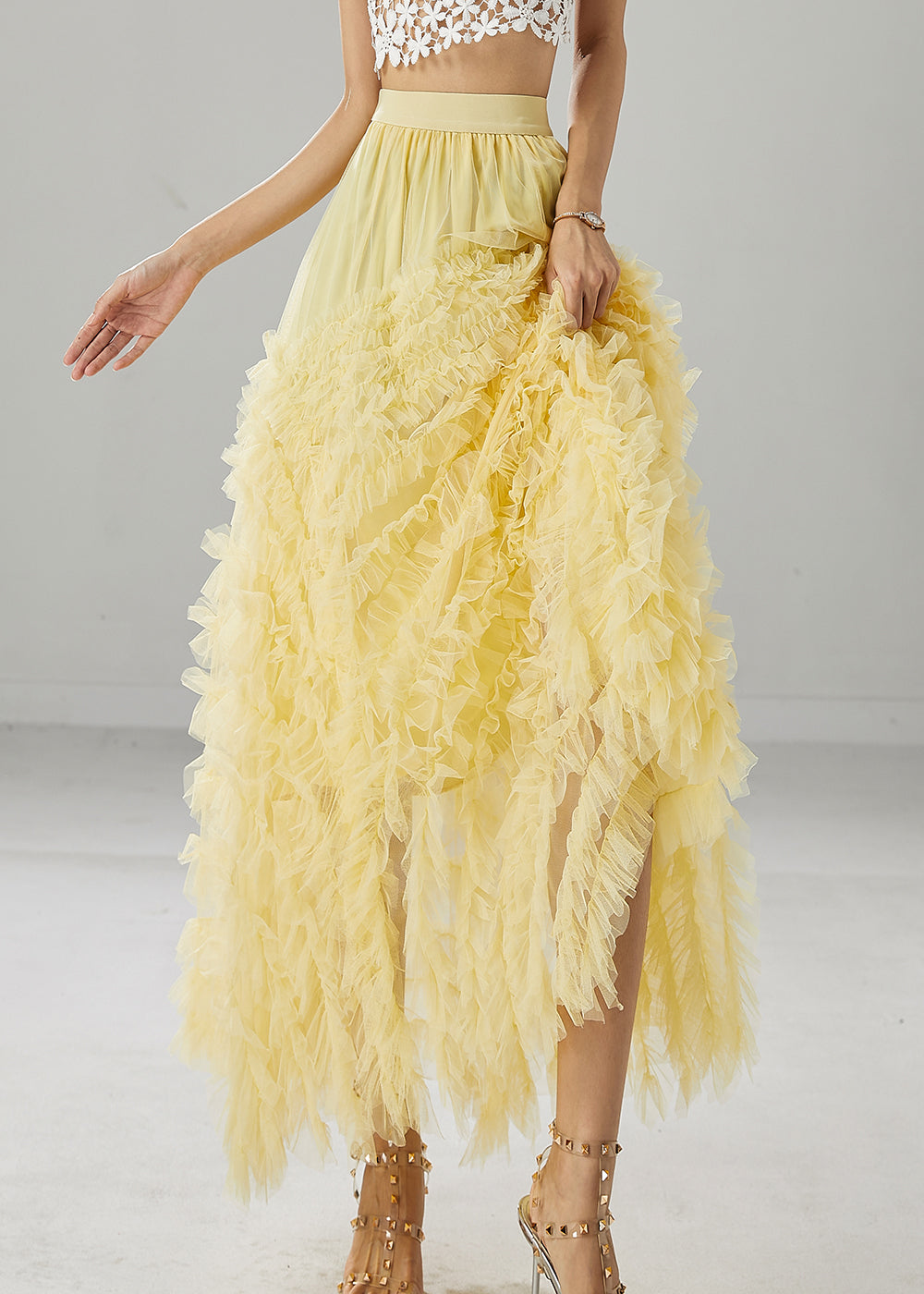 Well Tailored Garment with a Graceful Silhouette