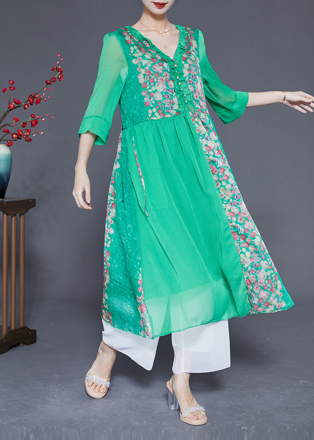 Classic Vintage & Enduringly Stylish Dress