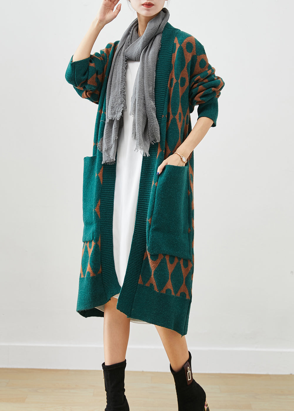 Beautifully Finished Cardigan in a Timeless Design