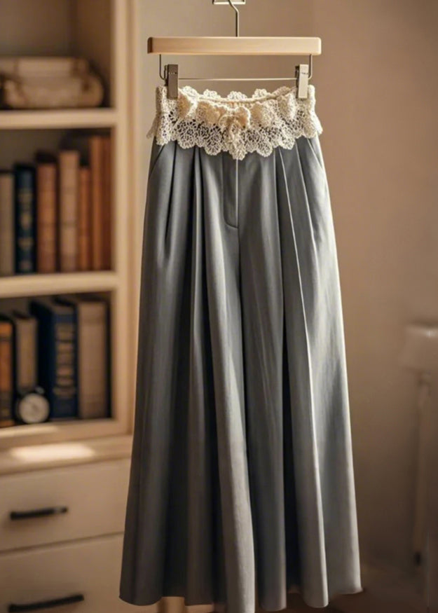 Well Tailored Pants with a Graceful Silhouette