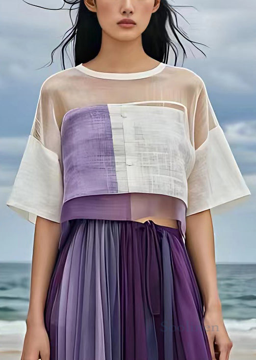 Well Tailored Top with a Graceful Silhouette