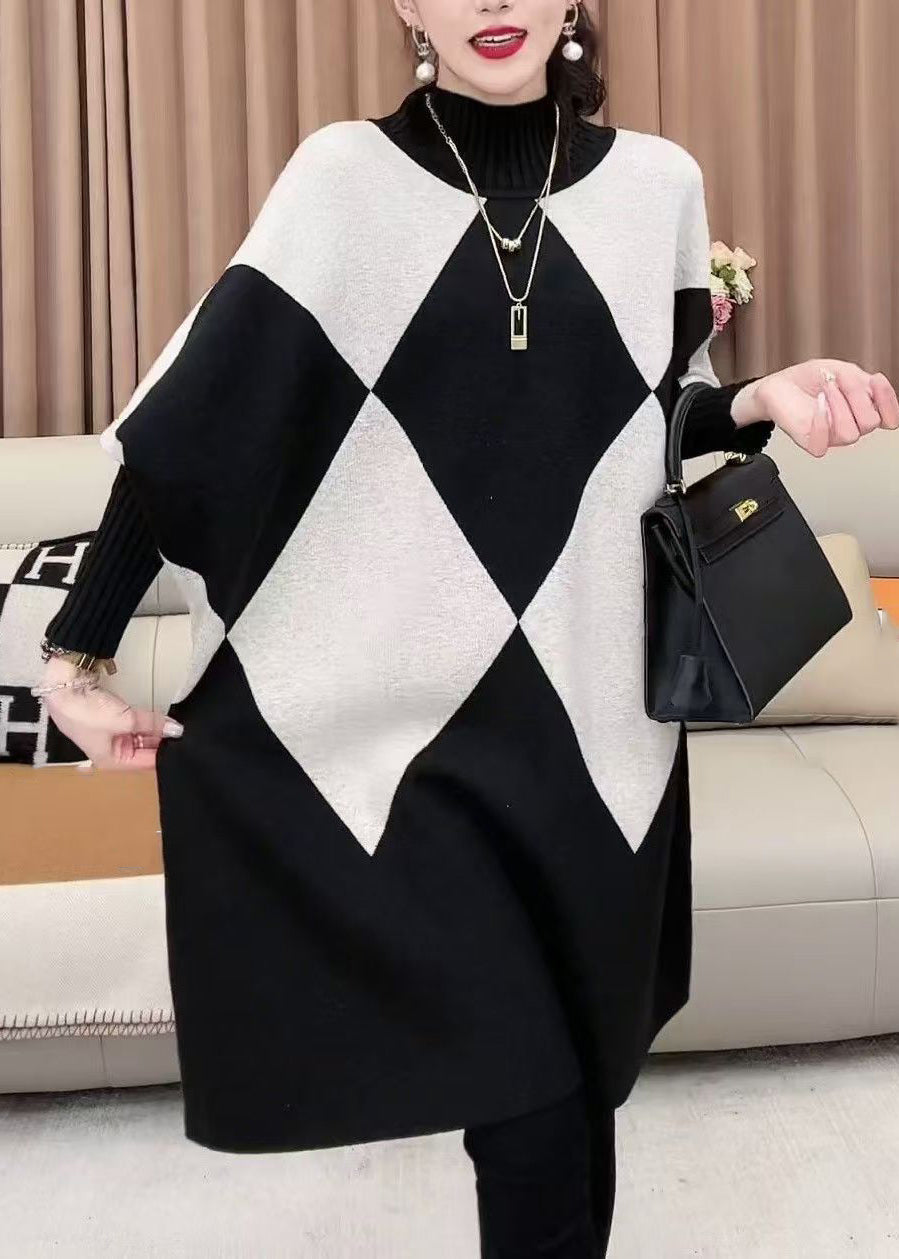 Classic Vintage Sweater with a Flattering Fit