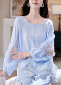 Effortlessly Elegant Blouse with a Timeless Design