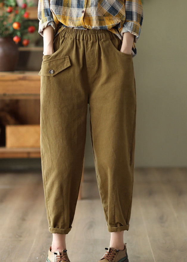 Classic Vintage Pants with a Flattering Fit