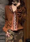 Effortlessly Elegant Sweater with a Timeless Design