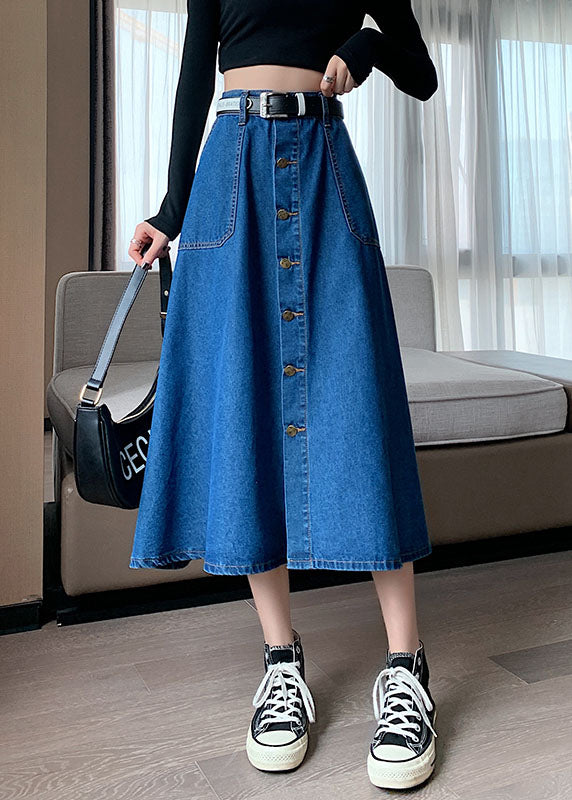 Sophisticated Garment with a Clean Classic Look