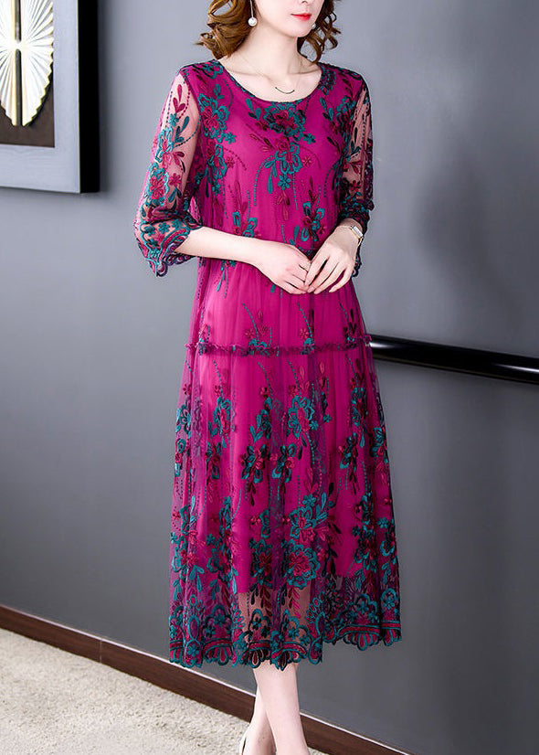 Beautifully Finished Dress in a Timeless Design