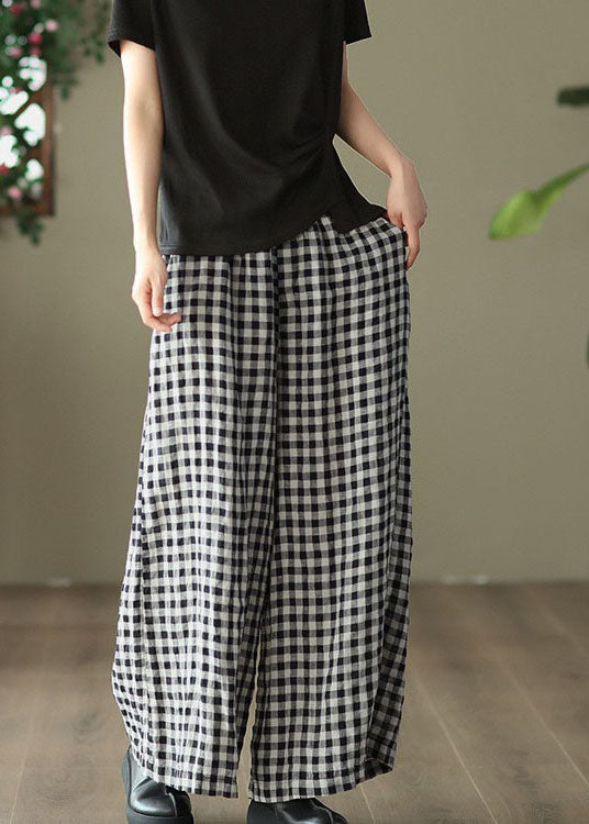Effortlessly Elegant Pants with a Timeless Design
