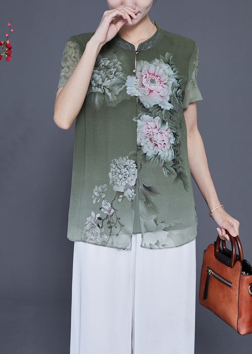 Polished Shirt with an Effortless Classic Look
