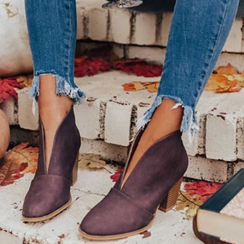 Graceful Orthopedic Boots for Modern Look