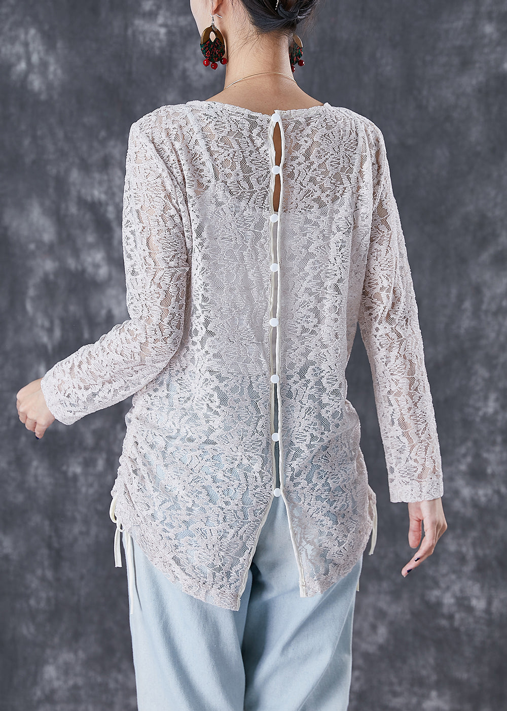 Classic Vintage Blouse with a Flattering Fit