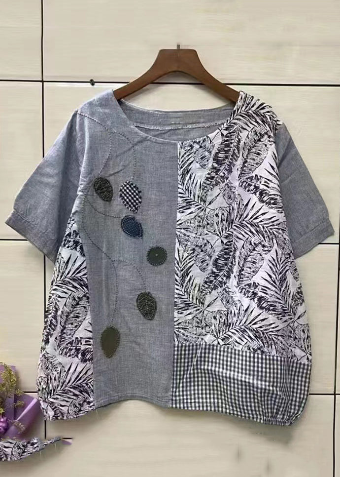 Well Tailored Top with a Graceful Silhouette