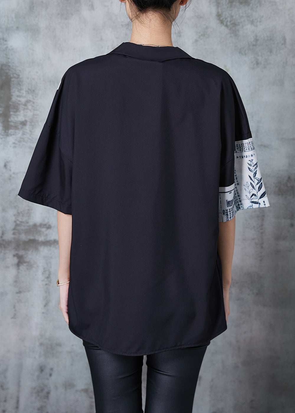 Beautifully Finished Blouse in a Timeless Design