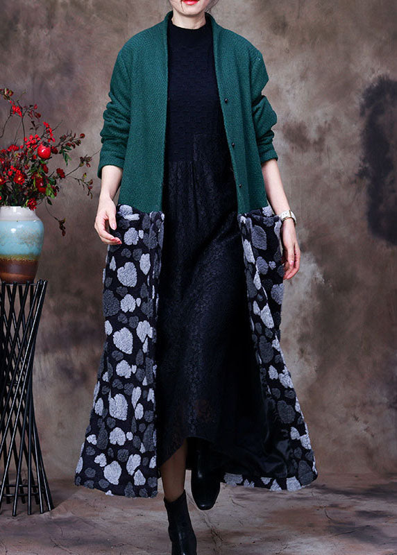Gracefully Styled Coat for Any Occasion