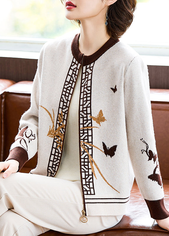 Beautifully Finished Coat in a Timeless Design
