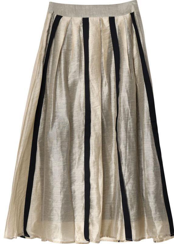 Well Tailored Garment with a Graceful Silhouette