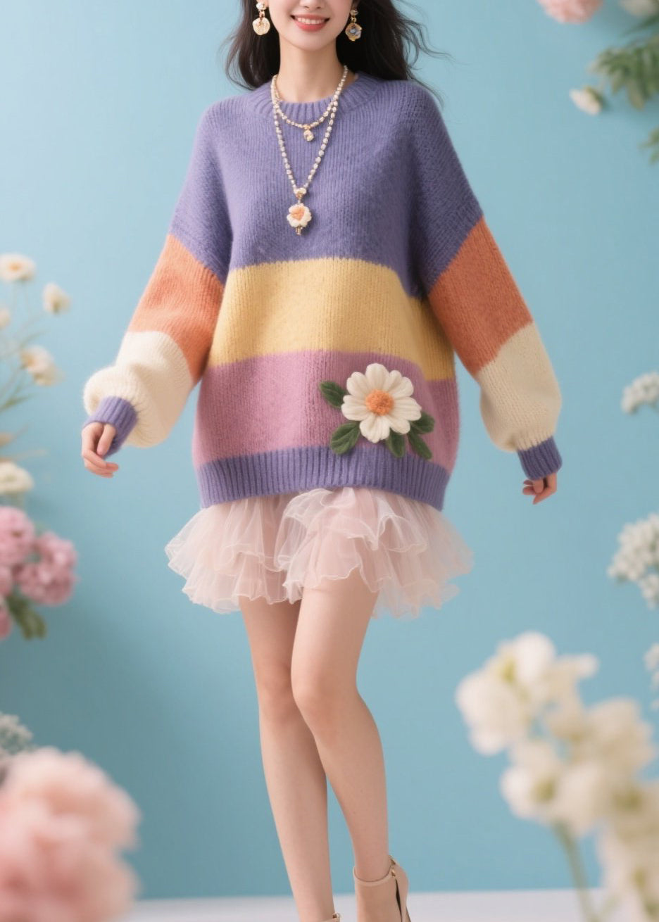 Well Tailored Sweater with a Graceful Silhouette
