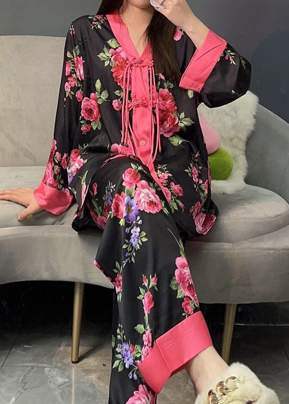 Casually Elegant Garment with a Refined Edge