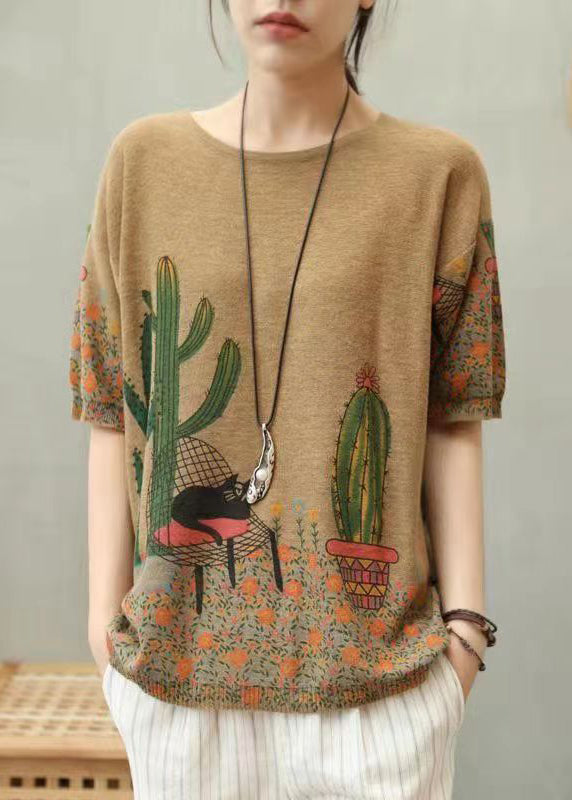 Polished Top with an Effortless Classic Look