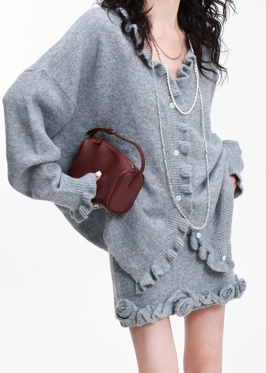 Gracefully Styled Cardigan for Any Occasion