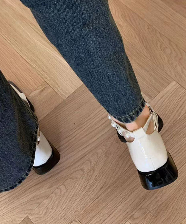 Graceful Orthopedic Sandals for Modern Look