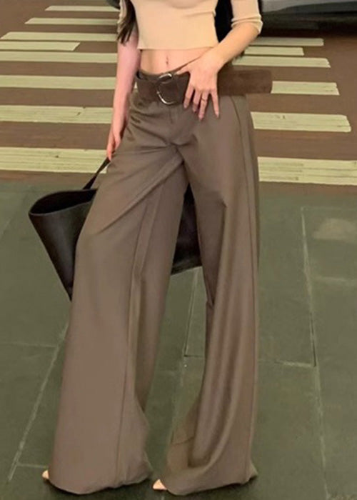 Effortlessly Elegant Pants with a Timeless Design