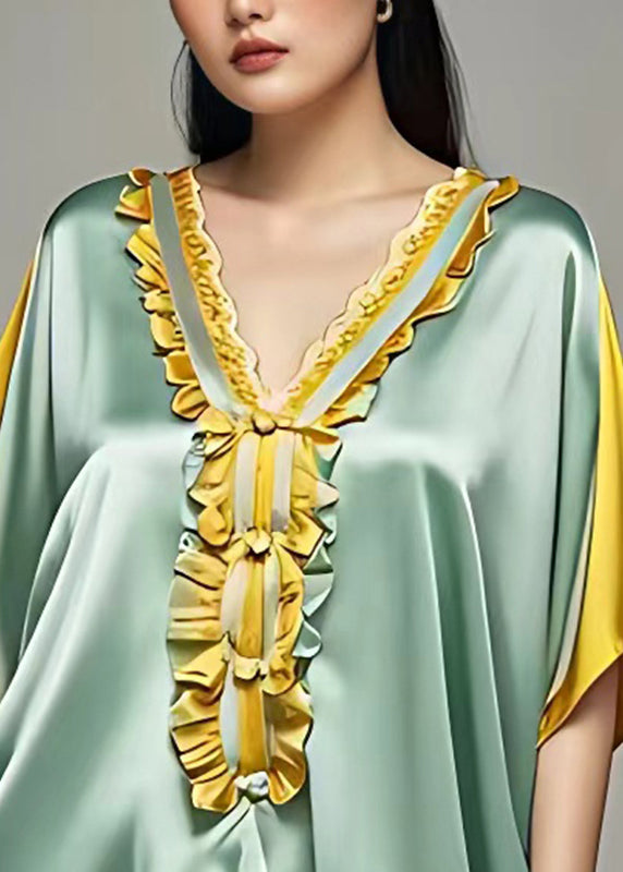 Classic Vintage Top with a Flattering Fit