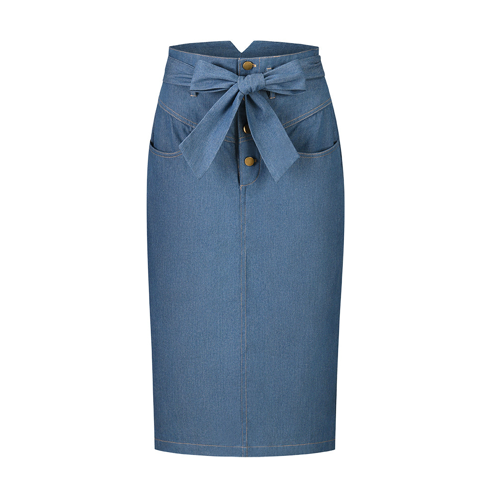 Effortlessly Elegant Garment with a Timeless Design