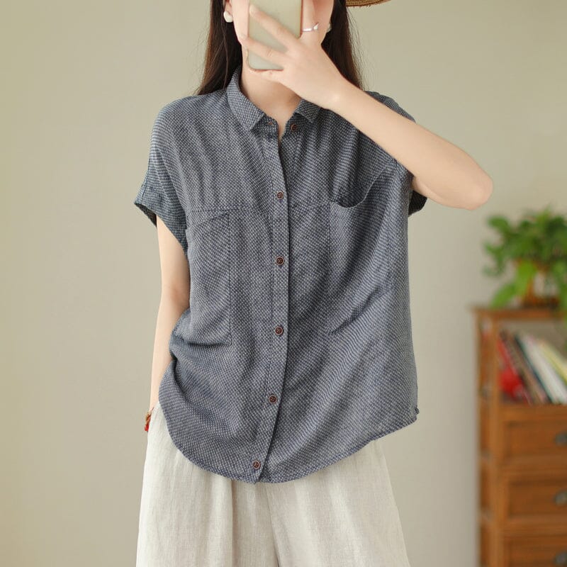 Well Tailored Blouse with a Graceful Silhouette