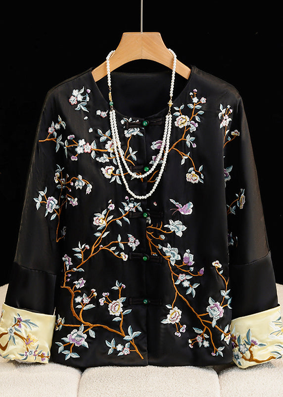Classic Vintage & Enduringly Stylish Coat