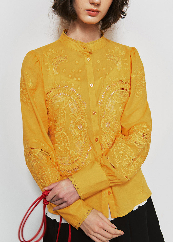 Well Tailored Shirt with a Graceful Silhouette