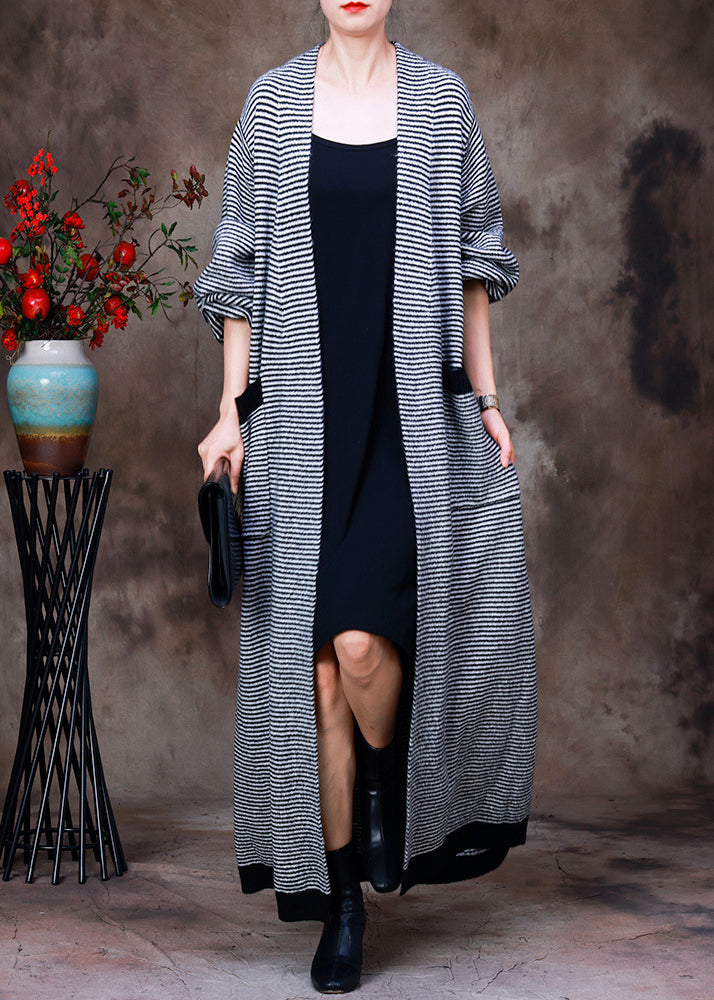 Sophisticated Coat with a Clean Classic Look