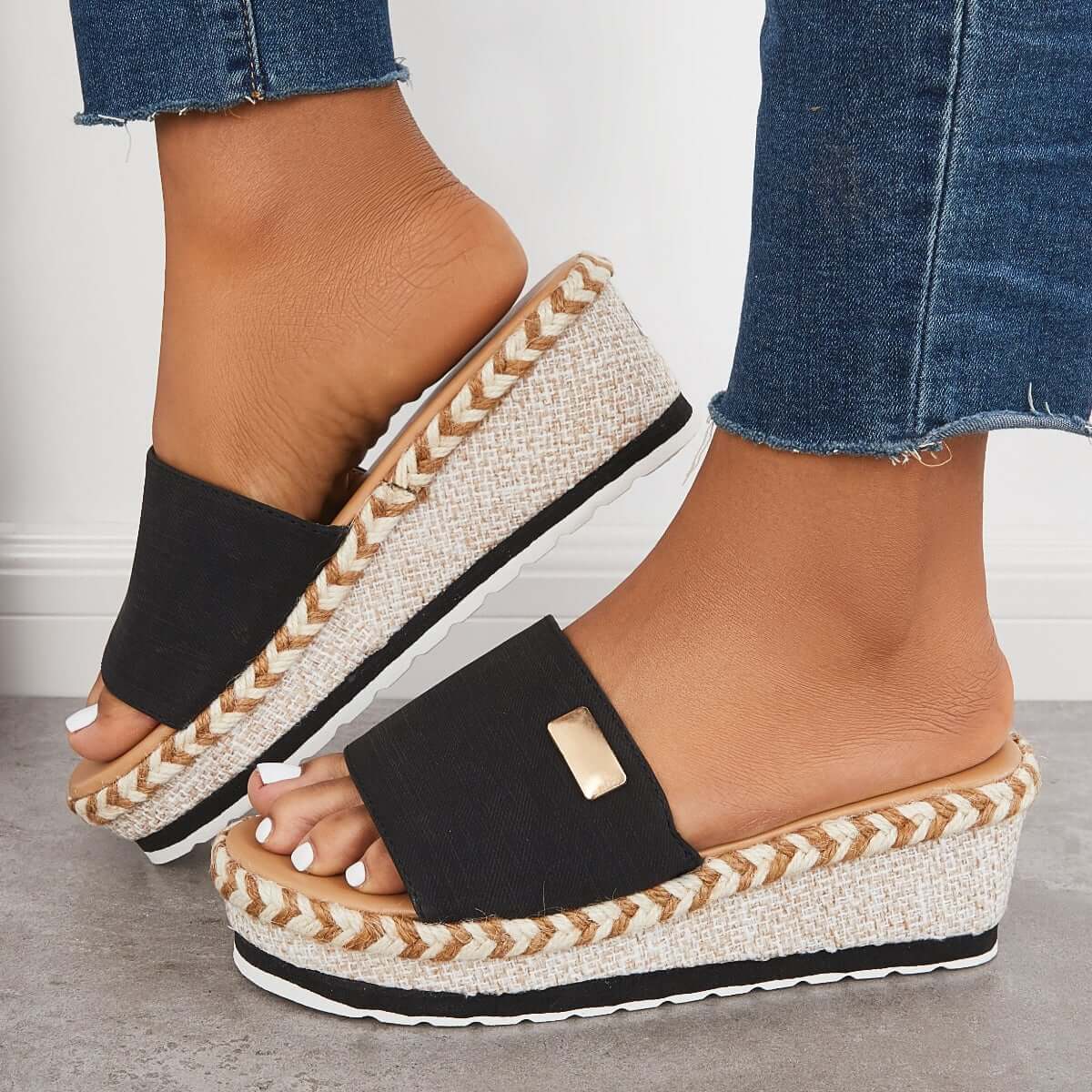 Beautifully Crafted Orthopedic Sandals