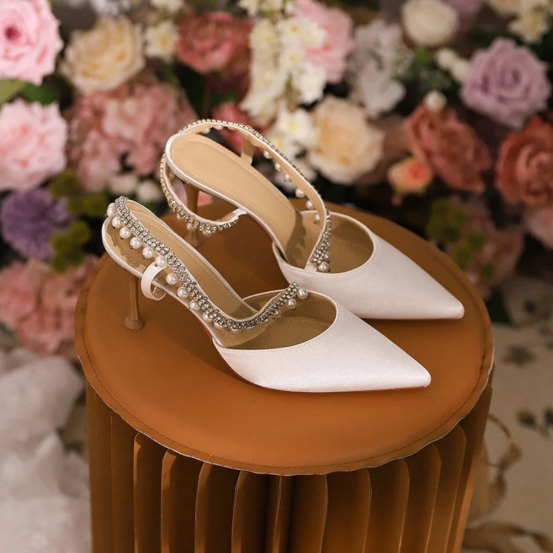 Graceful Orthopedic Sandals for Modern Look