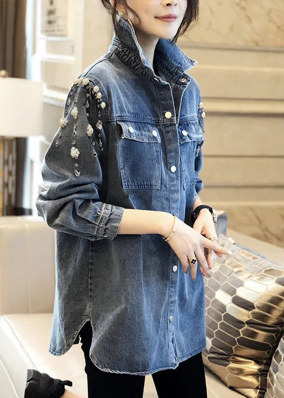 Effortlessly Elegant Coat with a Timeless Design