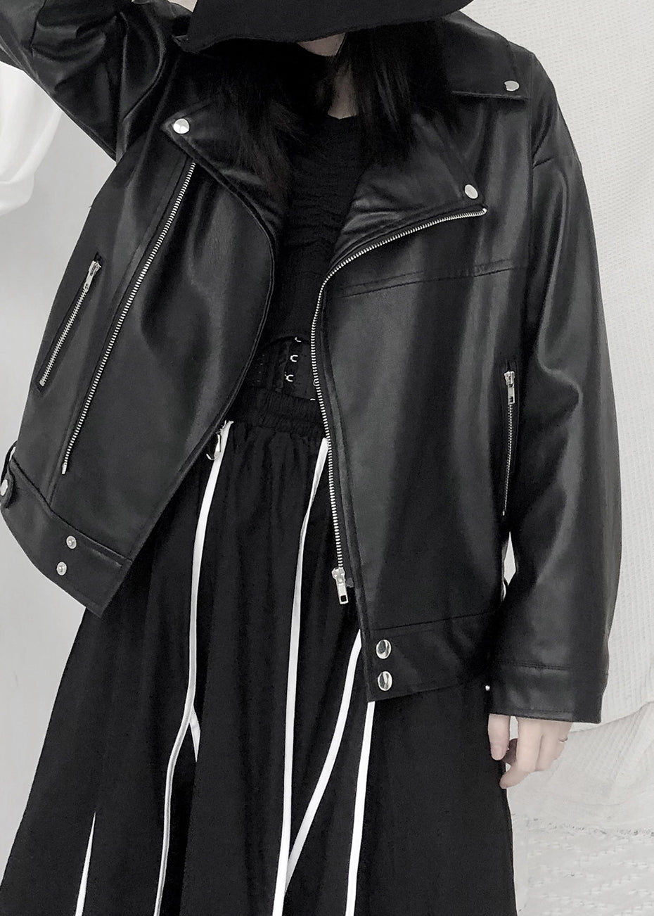 Well Tailored Jacket with a Graceful Silhouette