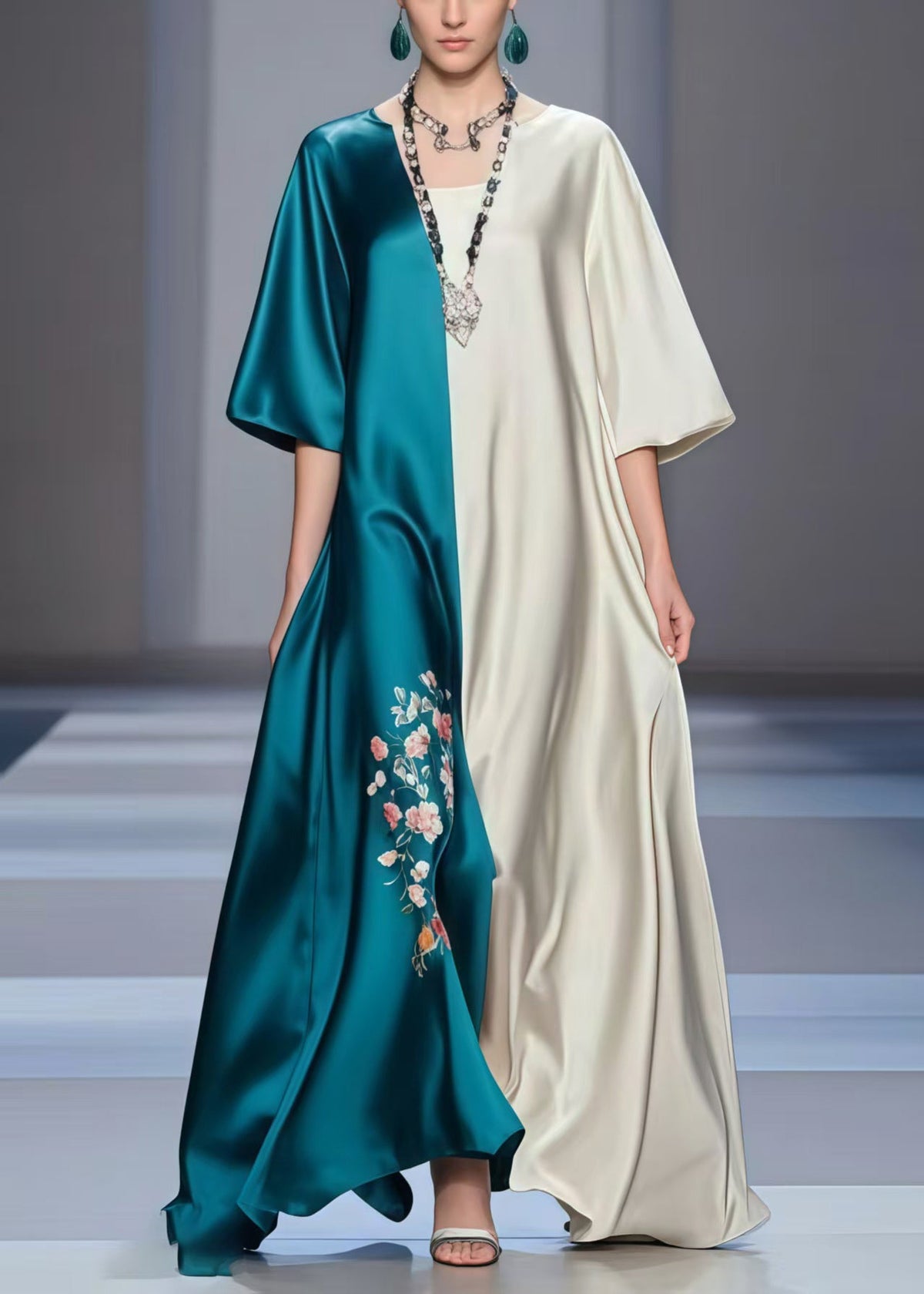 Well Tailored Dress with a Graceful Silhouette