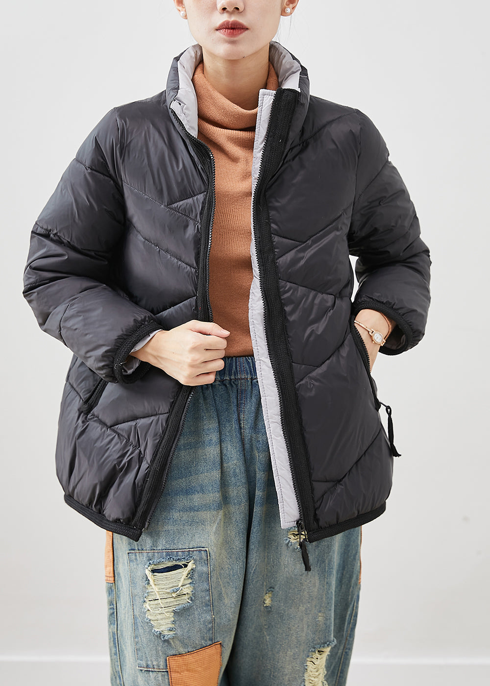 Beautifully Finished Coat in a Timeless Design