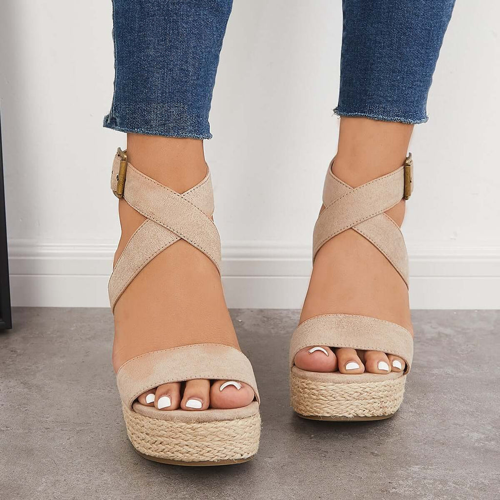 Beautifully Crafted Orthopedic Sandals