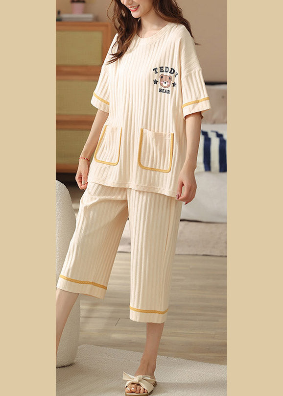 Finely Styled Garment with a Classic Vintage Look