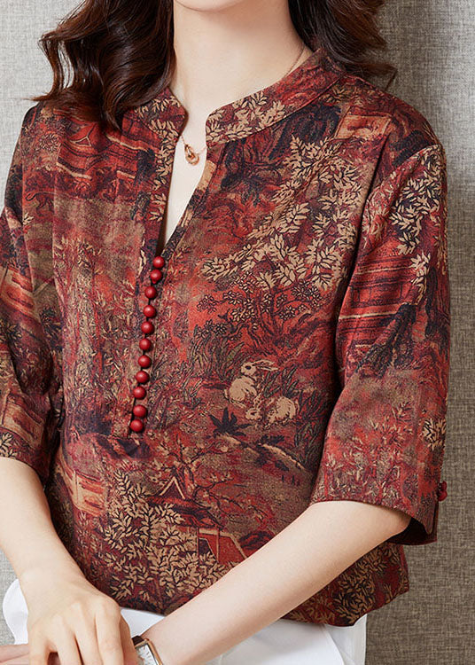 Effortlessly Elegant Top with a Timeless Design